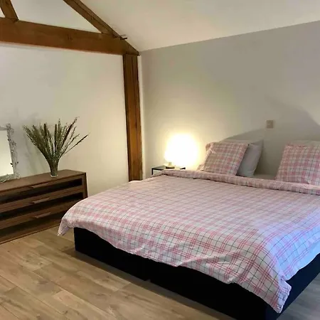 Les Ecuries De Lesse Holiday home