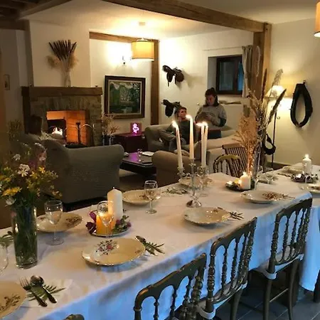 Les Ecuries De Lesse