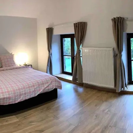 Ferienhaus Les Ecuries De Lesse Libin