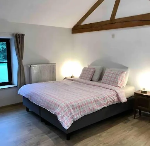 Les Ecuries De Lesse Libin